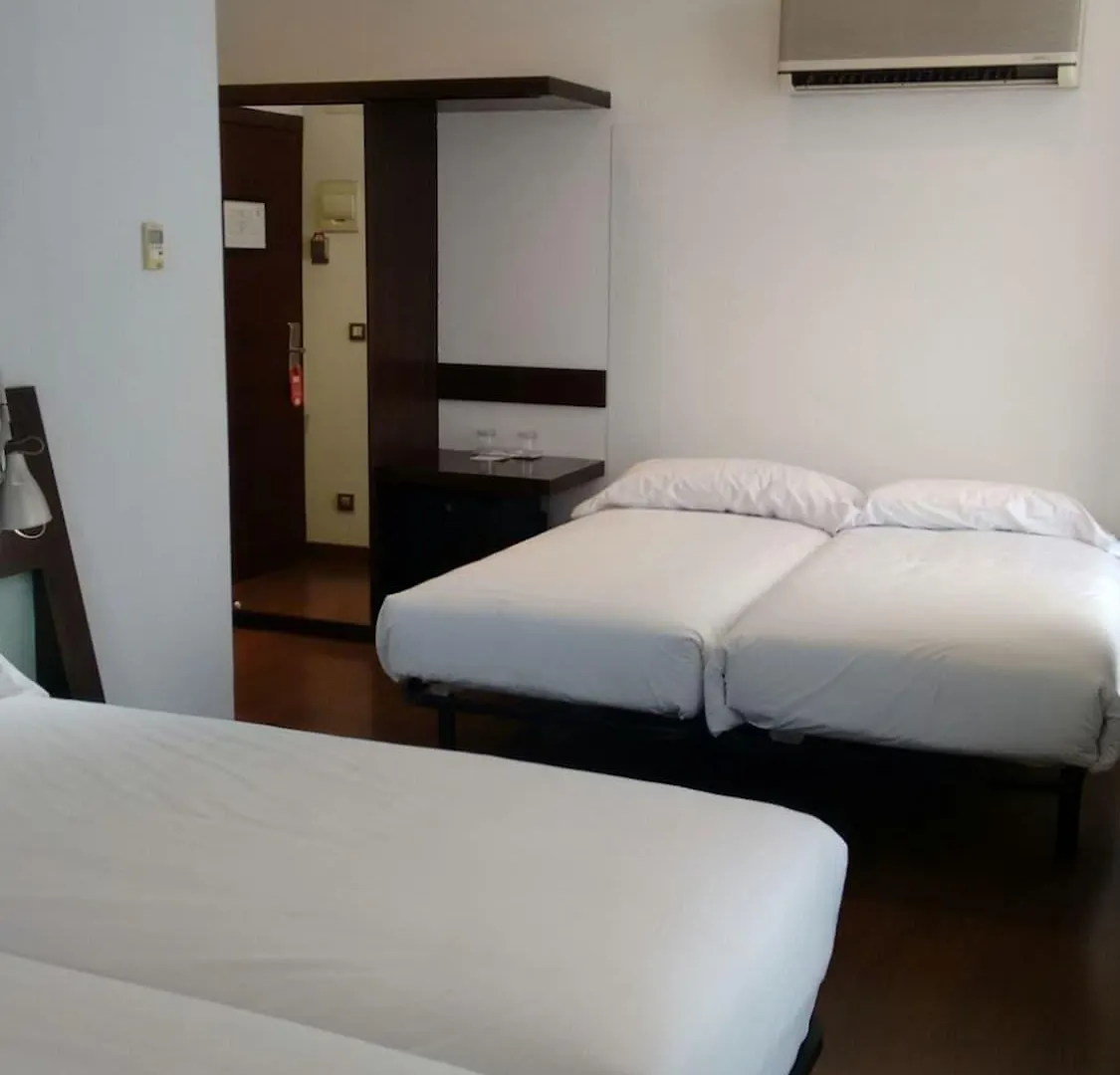 Petit Palace Arana Bilbao