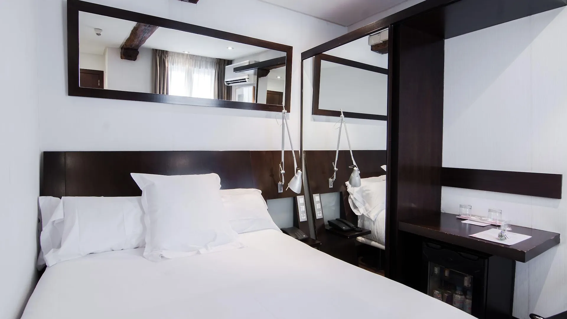 *** Hotel Petit Palace Arana Bilbao Spagna