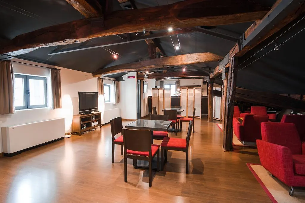 Petit Palace Arana Bilbao 3*,  Spagna